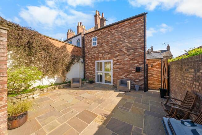 2 bed Detached for sale Image 12