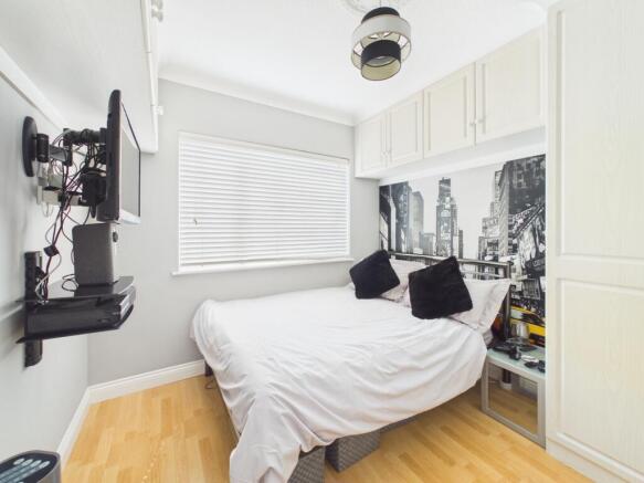 3 bed Terraced for sale Image 12