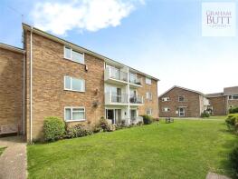 13, Harsfold Close, Littlehampton BN16 2QQ