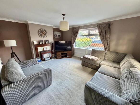 Bramleys Estate Agents - Wateroyd Lane - Mirfield