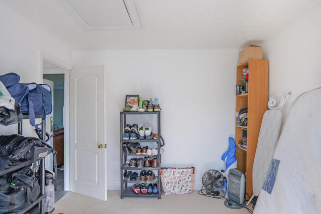 2 bed Flat for sale Image 12