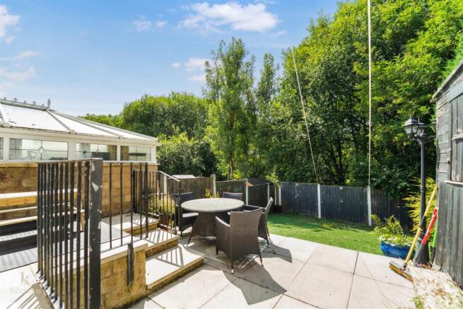 3 bed Semi-Detached for sale Image 10