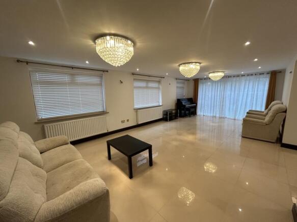 Living room 1