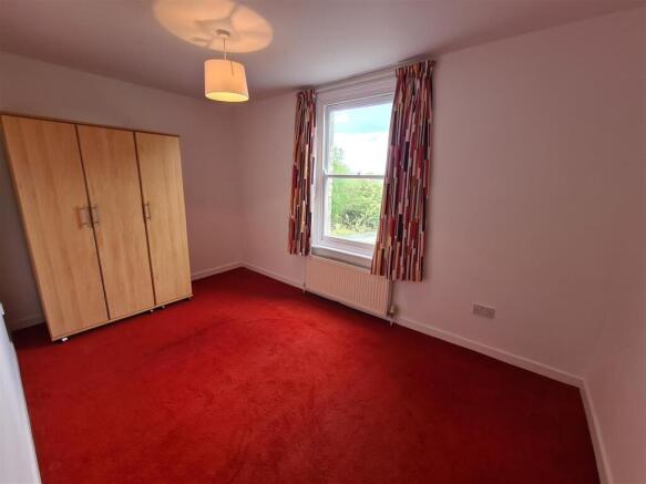 bedroom.jpg