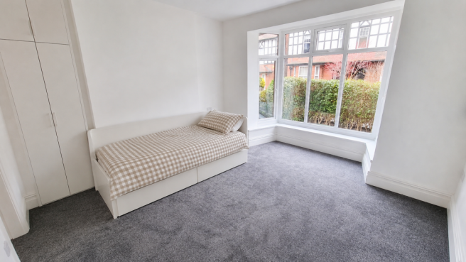 Bedroom / living area