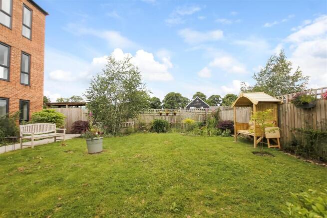 1 bed Retirement Property for sale Image 9