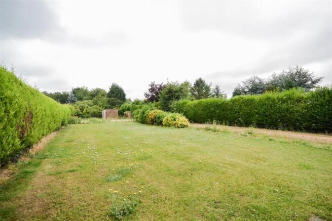 Rear Garden 2.jpg