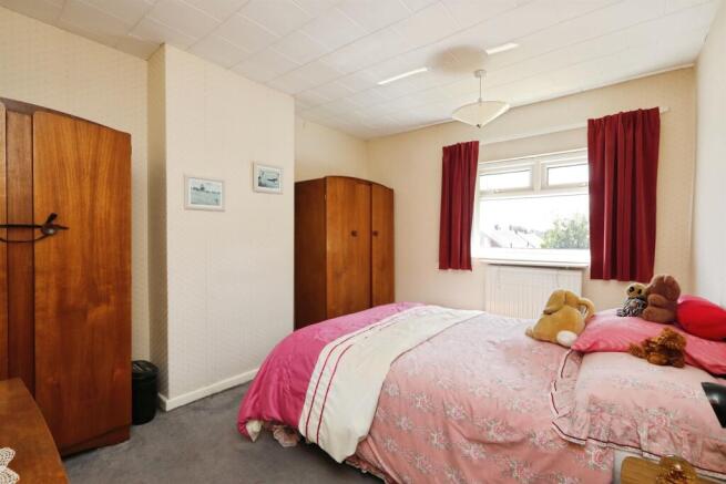 2 bed Semi-Detached for sale Image 6