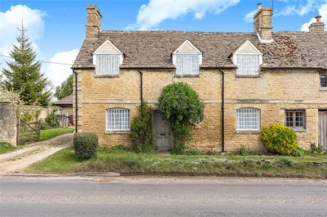 Chapel House Grounds, Chipping Norton, Oxfordshire, OX7