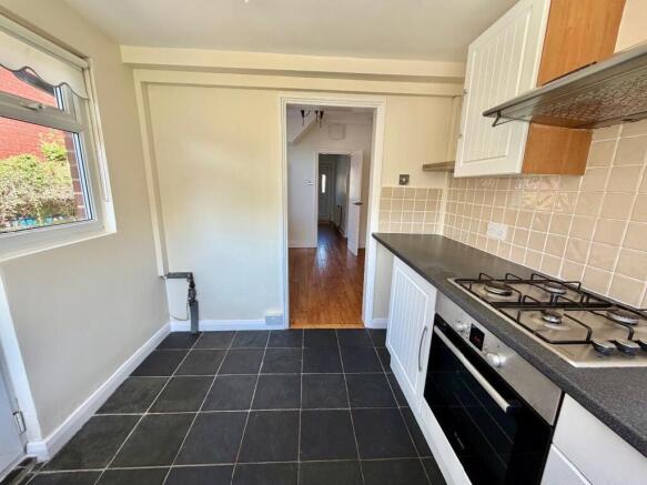 3 bed Semi-Detached for sale Image 7