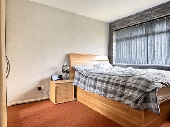 3 bed Semi-Detached for sale Image 10