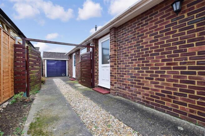 Driveway/Parking