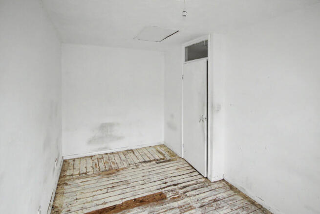 3 bed Terraced for sale Image 9