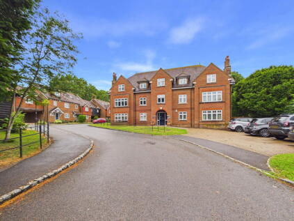 White House Place, Worthing, BN13 2PF