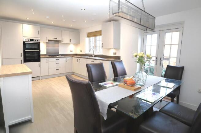 Poppyfields Way, Brackley, NN13 photo 4