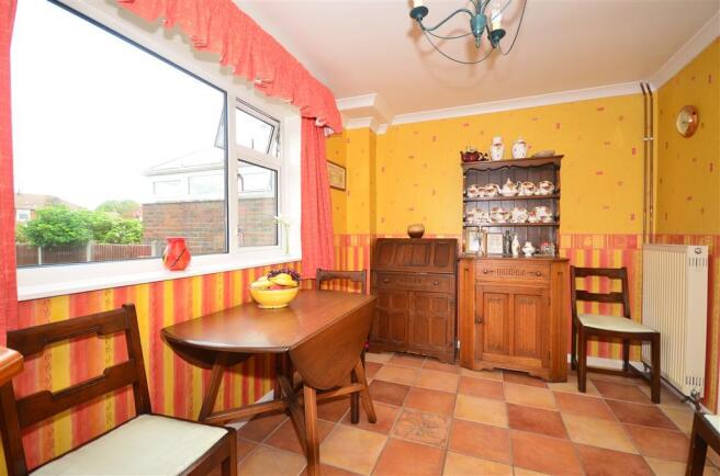 Kitchen/Dining Area