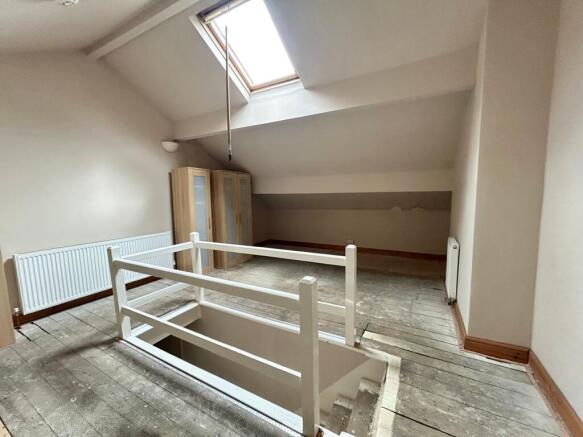 3 bed Terraced for sale Image 7