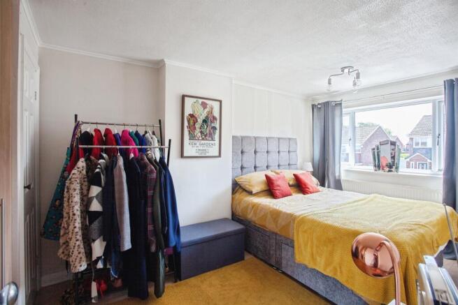 3 bed Semi-Detached for sale Image 7