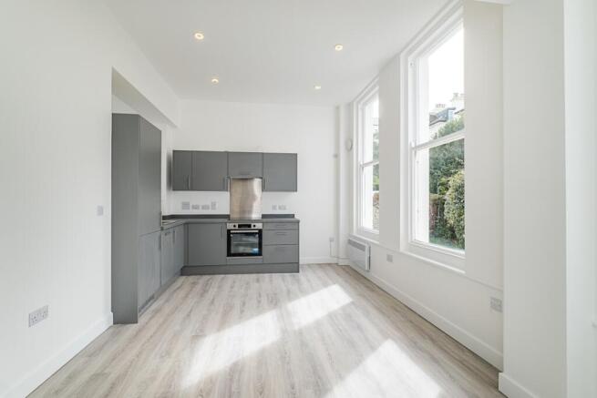 2-esperance-house...