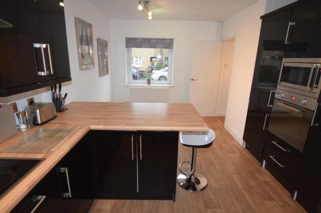 KITCHEN DINER