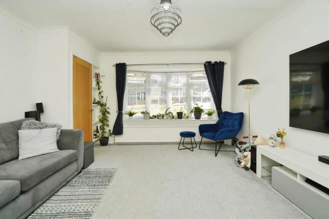3 bed Detached for sale Image 4
