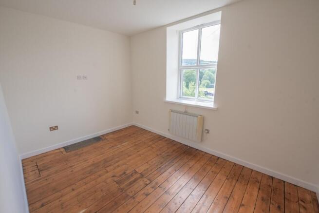2 bed Apartment for sale Image 6