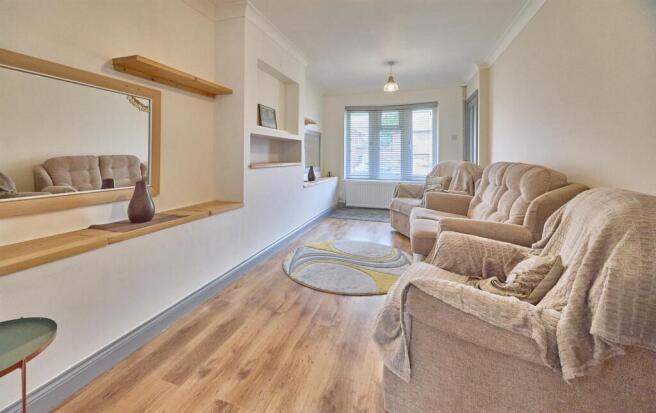 Lounge to Front