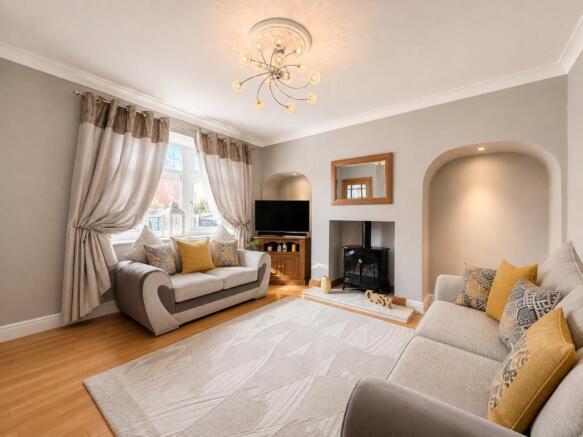 3 bed Semi-Detached for sale Image 4