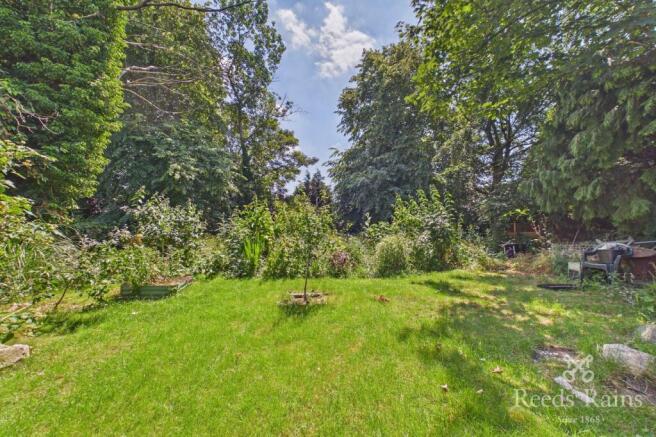3 bed Semi-Detached for sale Image 12