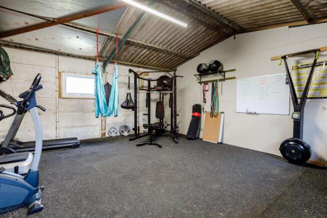 8445841-interior49-800.jpg