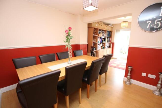 Dining Room.JPG