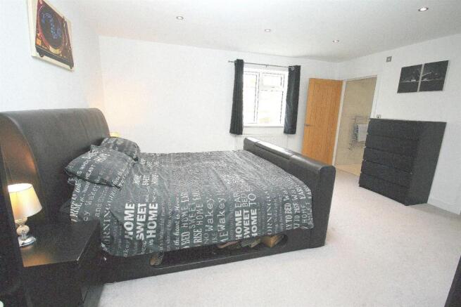 Bed 1.