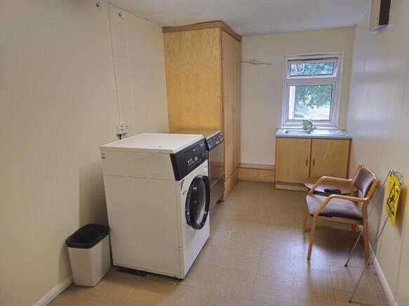 1 bed Apartment to rent Image 9