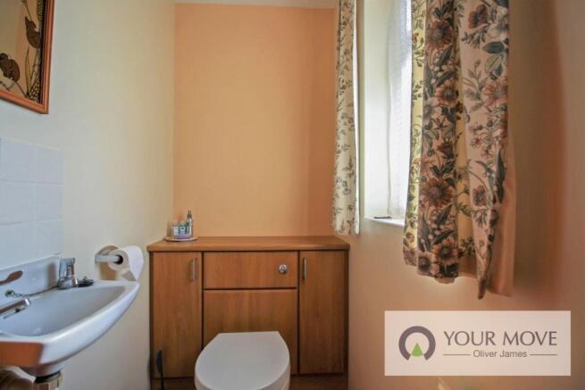 Cloakroom / WC