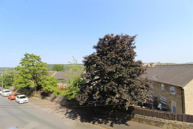2 bed Apartment to rent Image 9