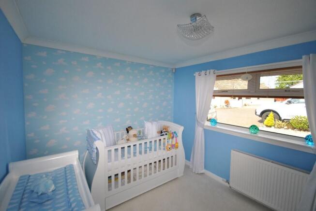 BEDROOM 2