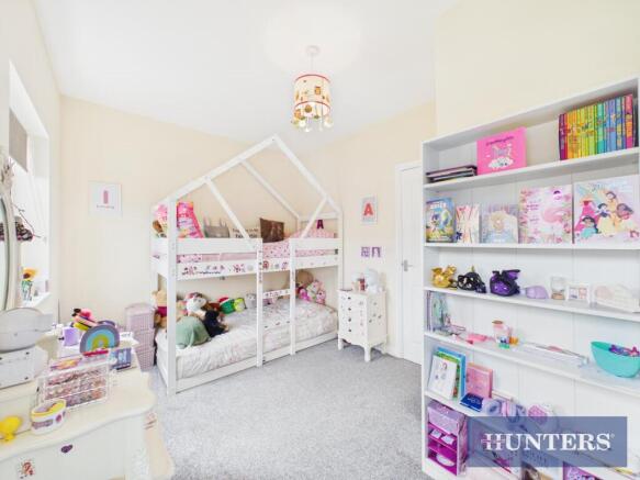 4 bed Town House for sale Image 12