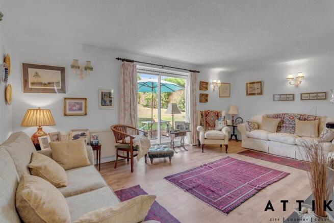 Sunnyside, Holton Road (17).jpg