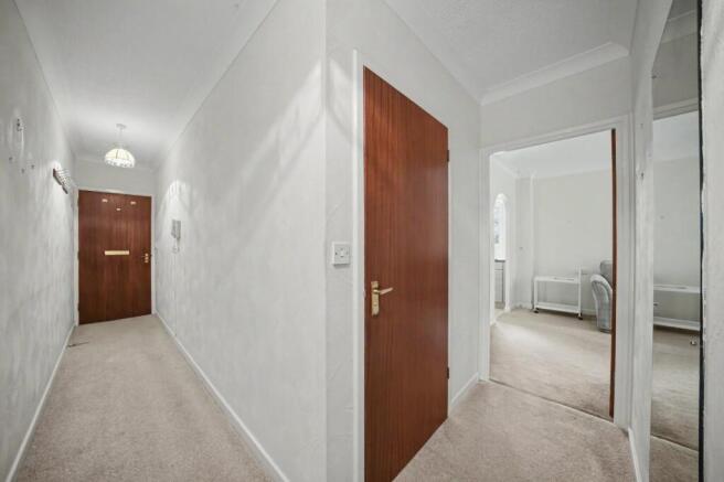 1 bed Apartment for sale Image 12