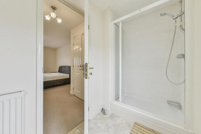 Bedroom 2-Ensuite