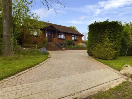 Old Hill Avenue, Langdon Hills, Basildon, Essex, SS16