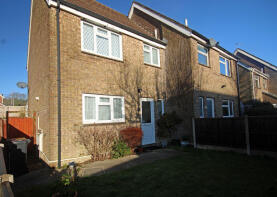 40, Churchill Close, Fordingbridge SP6 3BG