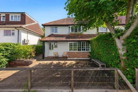 Cliff End, Purley, CR8