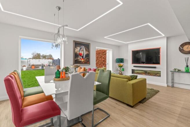 Kitchen / Breakfast / Dining / Family Room