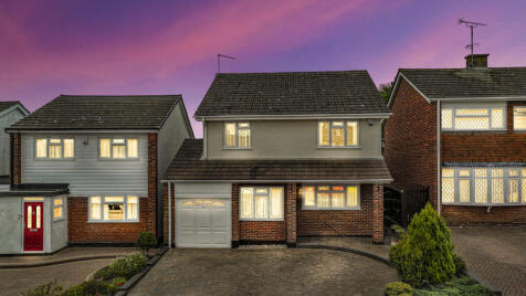 Laburnum Grove, Hockley, SS5
