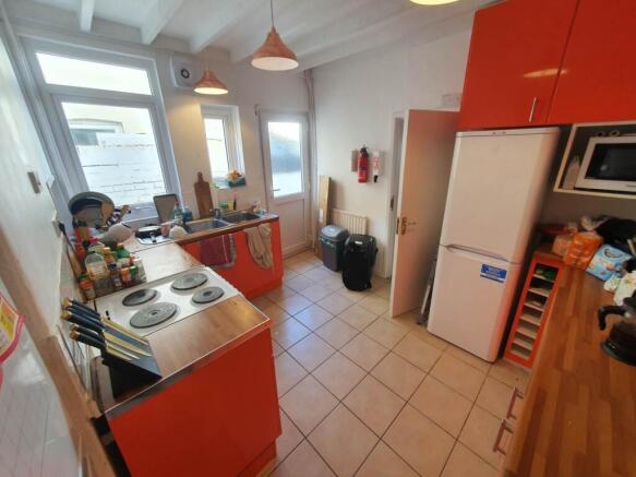 Kitchen (1)
