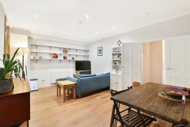 2-bed flat on Flaxman Road, London, SE5, £500,000