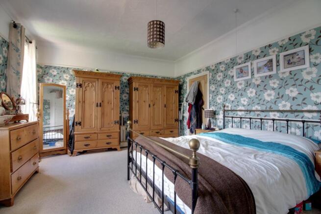 Bedroom 1 (Double)