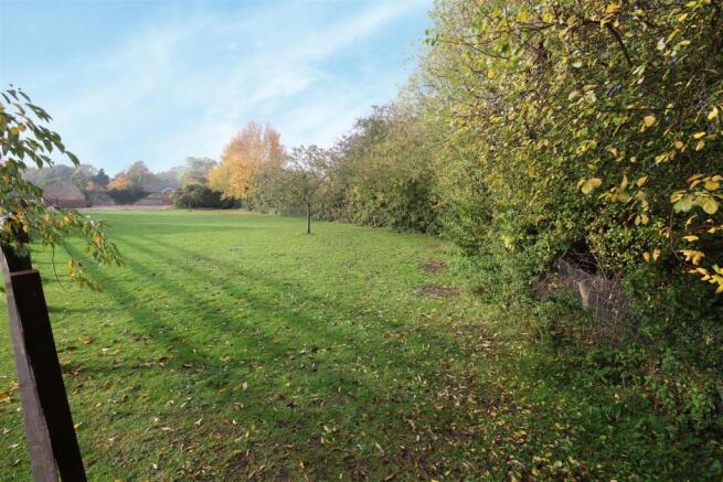 BUILDING PLOT