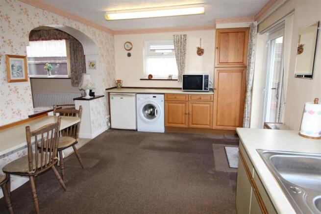 VIEW 2 OF THE KITCHEN-BREAKFAST ROOM